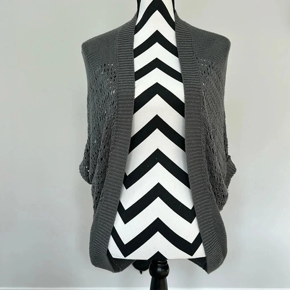 Pink Rose Grey Cardigan Sweater Sz XS - Picture 1 of 5